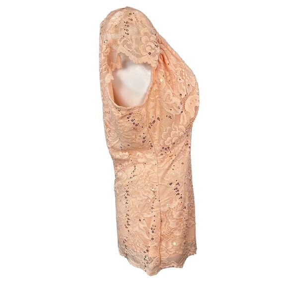 Boston Proper Shirt Women Sz M Pink Sparkle Wrap Top Scalloped Lace Overlay - Picture 3 of 8